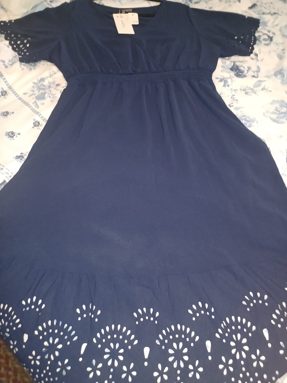BloomChic Navy Eyelet-Hem Short Sleeve Midi Dress